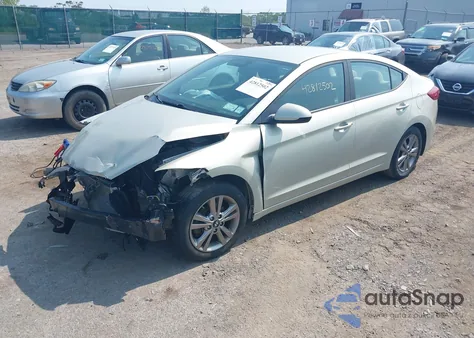 2017 Hyundai Elantra Se z USA, uszkodzony, nr VIN KMHD84LF1HU144335